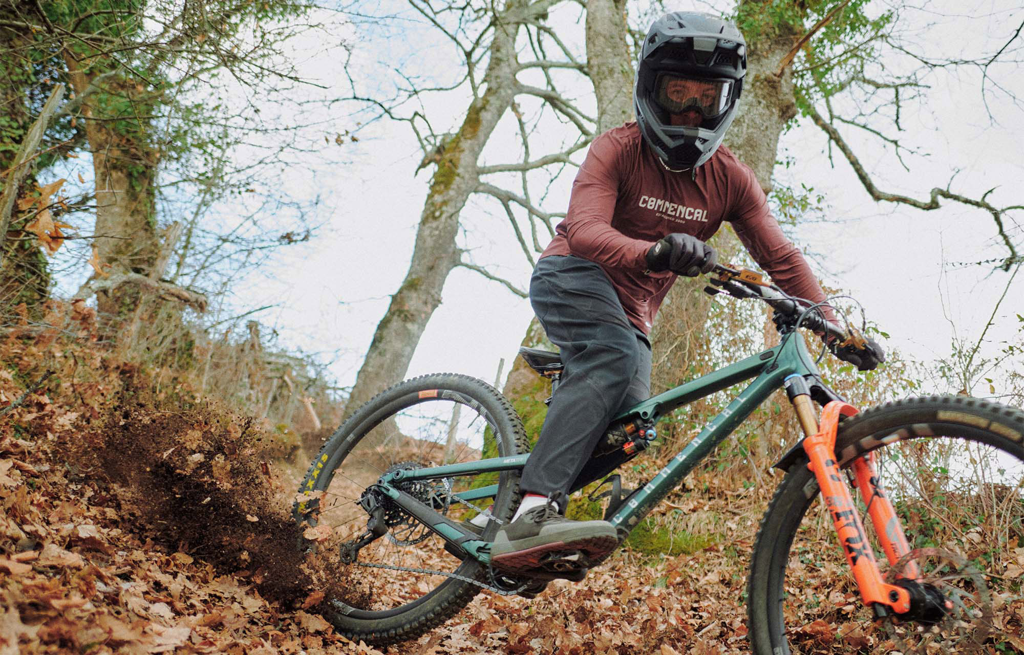 COMMENCAL LANGARM TRIKOT LIGHTECH CORPORATE RED DIRT image number 3